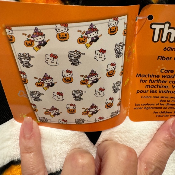 Hello kitty - Halloween throw - Picture 3 of 5